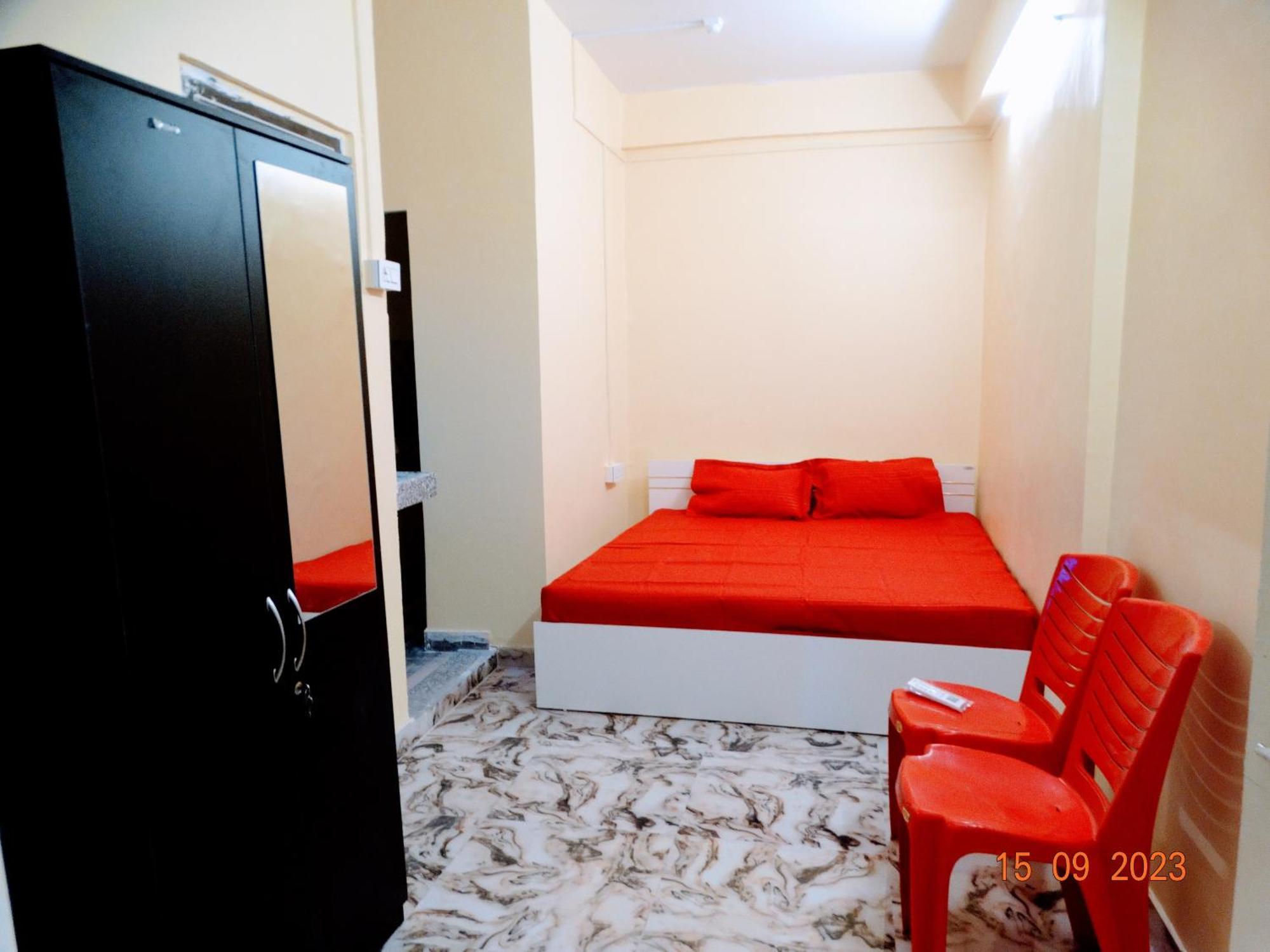 Shree Ram Sia Hotel An Unit Of Shree Ram Sia Trading And Residency Gaya Exterior foto