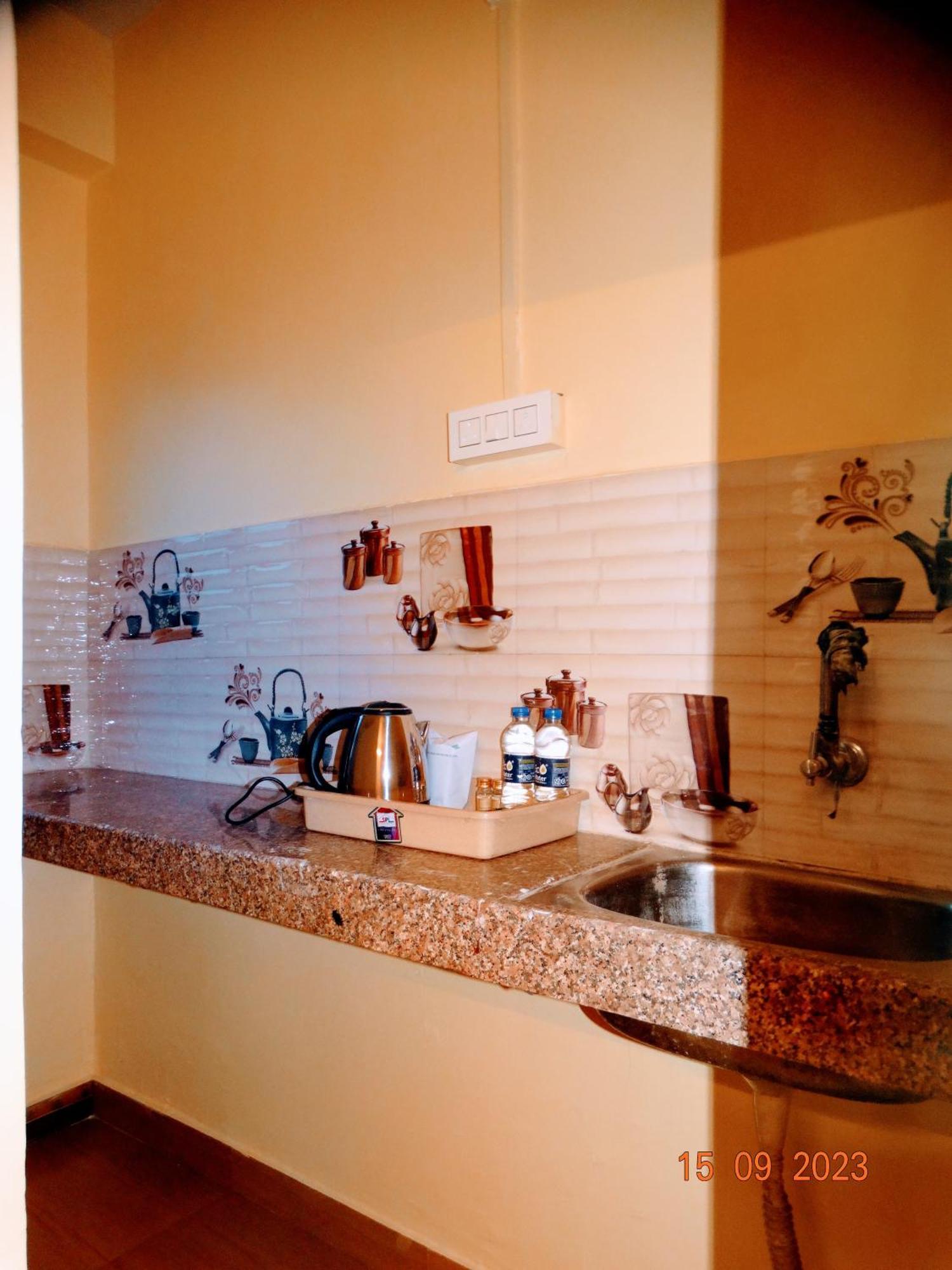 Shree Ram Sia Hotel An Unit Of Shree Ram Sia Trading And Residency Gaya Exterior foto