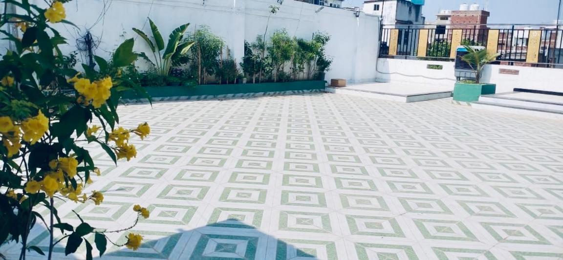 Shree Ram Sia Hotel An Unit Of Shree Ram Sia Trading And Residency Gaya Exterior foto
